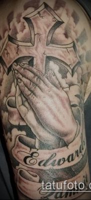 Фото тату руки молитва — 12062017 — пример — 127 Tattoo hands prayer