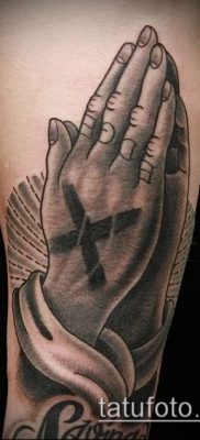 Фото тату руки молитва — 12062017 — пример — 156 Tattoo hands prayer