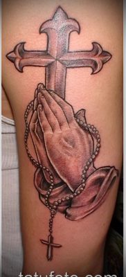 Фото тату руки молитва — 12062017 — пример — 160 Tattoo hands prayer