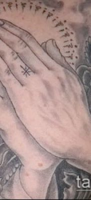 Фото тату руки молитва — 12062017 — пример — 173 Tattoo hands prayer