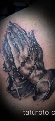 Фото тату руки молитва — 12062017 — пример — 183 Tattoo hands prayer