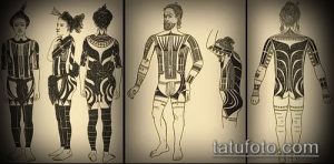 Фотография нескольких людей, покрытых традиционными этническими татуировками на различных частях тела, демонстрирующая разнообразие стилей и узоров.