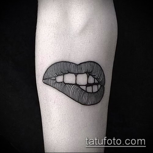 Фото тату губы: примеры рисунков, значение, эскизы татуировок