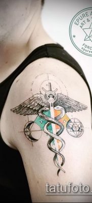Фото тату крылья Гермеса — 06072017 — пример — 030 Tattoo wings of Hermes