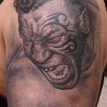 фото Тату Майка Тайсона на лице от 29.07.2017 №065 - Mike Tyson's Tattoo Face Tattoo