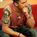 фото Тату Тома Харди от 07.08.2017 №002 - Tom Hardy's Tattoo_tatufoto.com