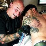 фото Тату Тома Харди от 07.08.2017 №007 - Tom Hardy's Tattoo_tatufoto.com
