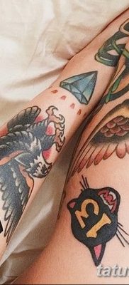 фото тату в стиле олд скул от 21.08.2017 №121 — Old school tattoo — tatufoto.com