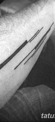 фото тату прямая линия (полоса) от 11.08.2017 №117 — Straight line tattoo