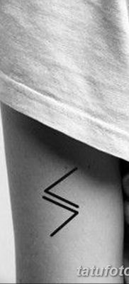 фото тату прямая линия (полоса) от 11.08.2017 №146 — Straight line tattoo