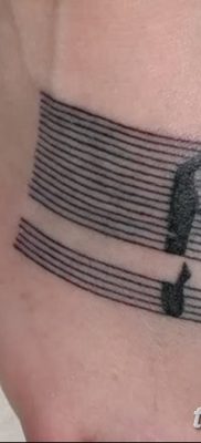 фото тату прямая линия (полоса) от 11.08.2017 №148 — Straight line tattoo