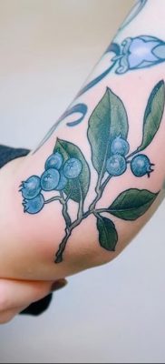 фото тату черника от 21.08.2017 №023 — Blueberry tattoo — tatufoto.com