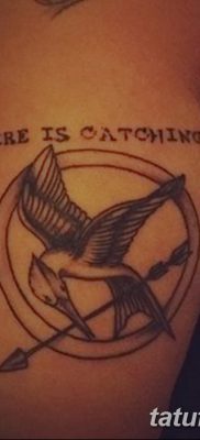 фото тату Сойка пересмешница от 25.09.2017 №001 — Tattoo Hunger Games — tatufoto.com