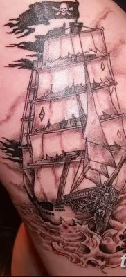 фото тату веселый Роджер от 22.09.2017 №008 — tattoo Jolly Roger — tatufoto.com