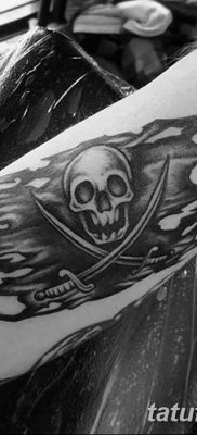 фото тату веселый Роджер от 22.09.2017 №064 — tattoo Jolly Roger — tatufoto.com
