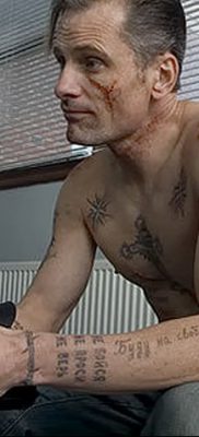 фото тату звезды на плечах от 19.09.2017 №019 — tattoo of a star on the shoul — tatufoto.com