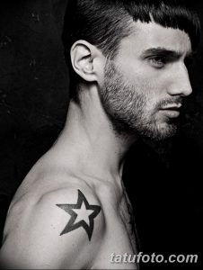 фото тату звезды на плечах от 19.09.2017 №050 - tattoo of a star on the shoul - tatufoto.com