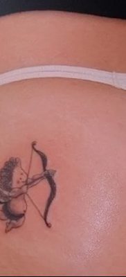 фото тату на ягодицах от 19.09.2017 №047 — tattoos on the buttocks — tatufoto.com