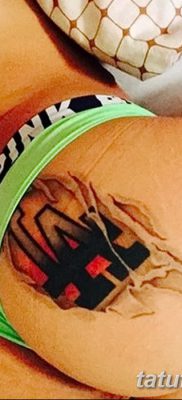 фото тату на ягодицах от 19.09.2017 №091 — tattoos on the buttocks — tatufoto.com