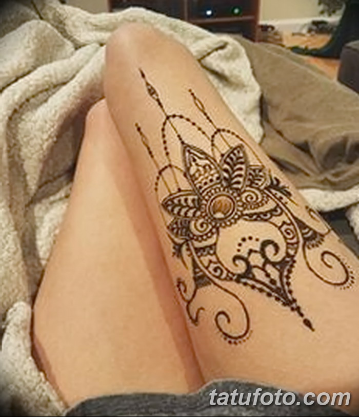 фото Мехенди на ляжке от 25.10.2017 №068 - Mehendi on thigh - tatufoto.com