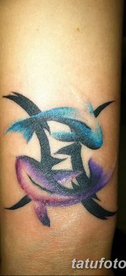 фото тату знак зодиака Рыбы от 21.10.2017 №026 — tattoo sign of the zodiac Pisces