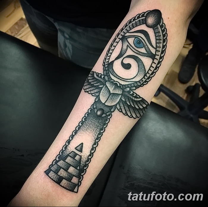 фото тату креста Анкх от 27.10.2017 №009 - Ankh tattoo - tatufoto.com