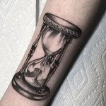 фото тату песочные часы от 21.10.2017 №102 - tattoo hourglass - tatufoto.com