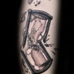 фото тату песочные часы от 21.10.2017 №118 - tattoo hourglass - tatufoto.com