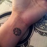фото тату раковина от 07.10.2017 №144 - tattoo shell - tatufoto.com