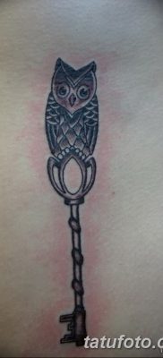 фото тату сова с ключом от 18.10.2017 №011 — owl tattoo with key — tatufoto.com
