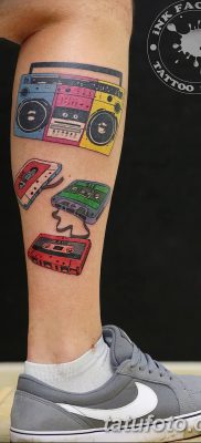 фото татуировка динамик и магнитофон от 11.10.2017 №004 — tattoo speaker — tatufoto.com