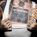 фото татуировка динамик и магнитофон от 11.10.2017 №045 - tattoo speaker - tatufoto.com