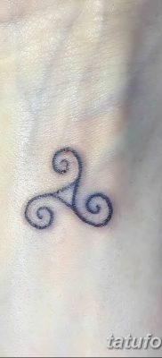 фото татуировка триксель от 23.10.2017 №009 — triksel tattoo — tatufoto.com