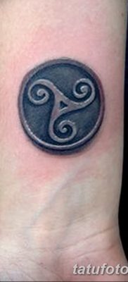 фото татуировка триксель от 23.10.2017 №067 — triksel tattoo — tatufoto.com