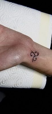 фото татуировка триксель от 23.10.2017 №074 — triksel tattoo — tatufoto.com