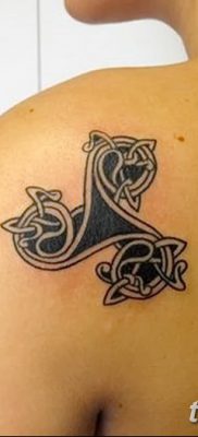 фото татуировка триксель от 23.10.2017 №091 — triksel tattoo — tatufoto.com