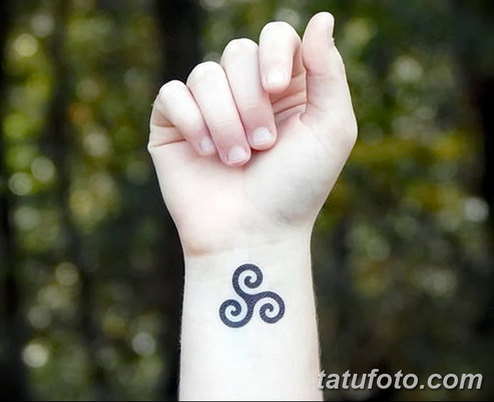 фото татуировка триксель от 23.10.2017 №106 - triksel tattoo - tatufoto.com