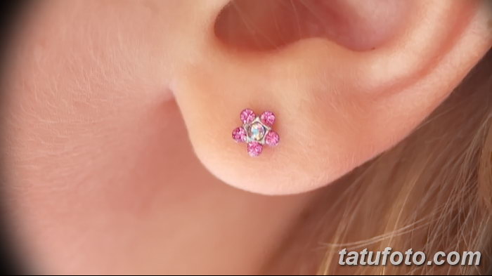 фото Пирсинг уха от 20.11.2017 №113 - Ear piercing - tatufoto.com