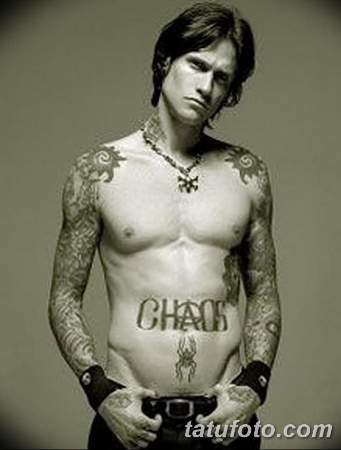 buck-cherrys-lead-singers-wife-pics