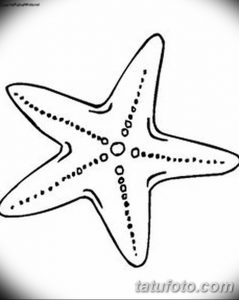 Минималистичный черно-белый эскиз тату морской звезды с точками и линиями. Идеально для первого тату или небольшого рисунка.
