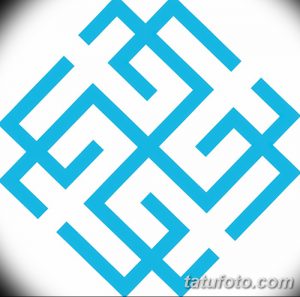 Эскиз татуировки с изображением кельтского узла, выполненного в голубых тонах.