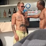 фото Новая тату Джастина Бибера от 05.12.2017 №002 - Justin Bieber's - tattoo-photo.ru