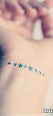 фото тату звездочки на руке от 21.12.2017 №024 — tattoo stars on hand — tatufoto.com