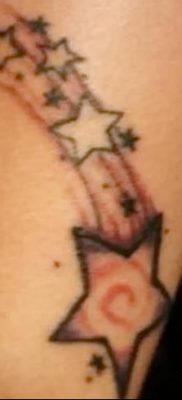 фото тату звездочки на руке от 21.12.2017 №027 — tattoo stars on hand — tatufoto.com