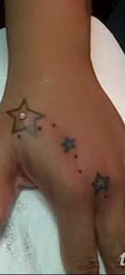 фото тату звездочки на руке от 21.12.2017 №044 — tattoo stars on hand — tatufoto.com