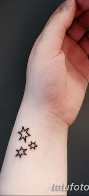 фото тату звездочки на руке от 21.12.2017 №048 — tattoo stars on hand — tatufoto.com