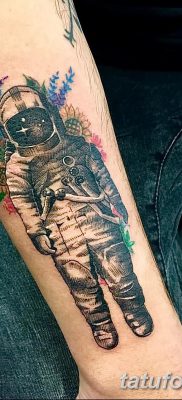 фото тату космонавт от 25.12.2017 №118 — cosmonaut tattoo — tatufoto.com