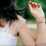 фото Маленькие тату для девушек от 26.01.2018 №139 - Little tattoos for girls - tatufoto.com