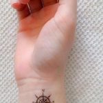 фото Маленькие тату для девушек от 26.01.2018 №222 - Little tattoos for girls - tatufoto.com
