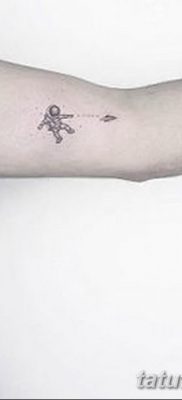 фото тату Бумажный самолетик от 23.01.2018 №020 — tattoo Paper airplane — tatufoto.com